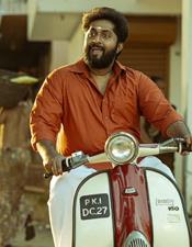 ധ്യാ​ൻ ശ്രീ​നി​വാ​സ​ന്‍റെ ഡി​റ്റ​ക്ടീ​വ് ഉ​ജ്ജ്വ​ല​ൻ തി​യ​റ്റ​റു​ക​ളി​ലേ​യ്ക്ക്; ചി​ത്രം മേ​യ് 23-ന് ​പ്ര​ദ​ർ​ശ​ന​ത്തി​ന്