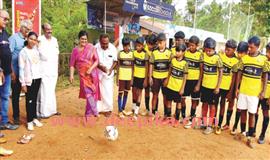 സമ്മർ ക്യാന്പിന്  ആ​വേ​ശ​മാ​യി  ഷൈ​നി വി​ൽ​സ​നെ​ത്തി